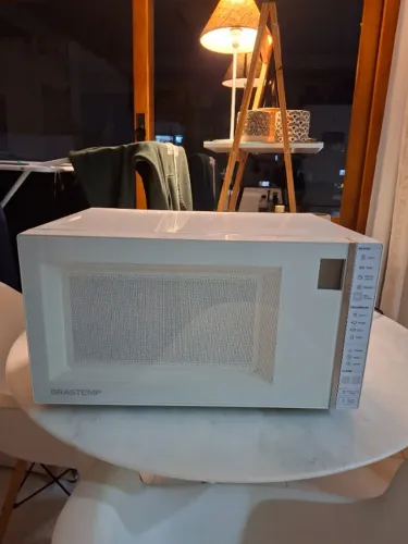Microondas brastemp 32L 110v com problema (acompanha prato)
