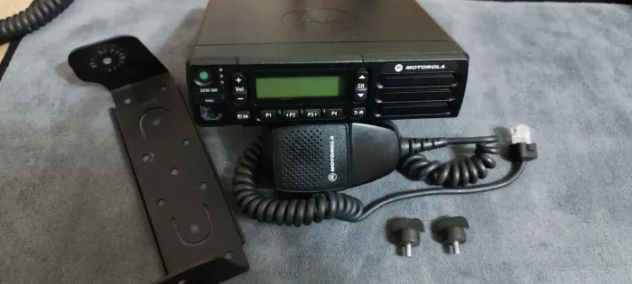 Rádio Motorola DEM500 - VHF