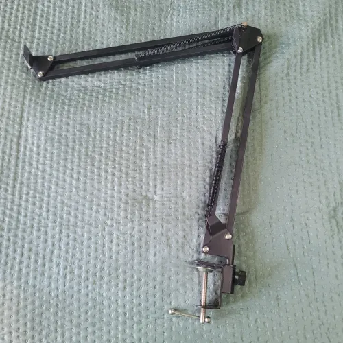 Suporte Articulado para Microfone