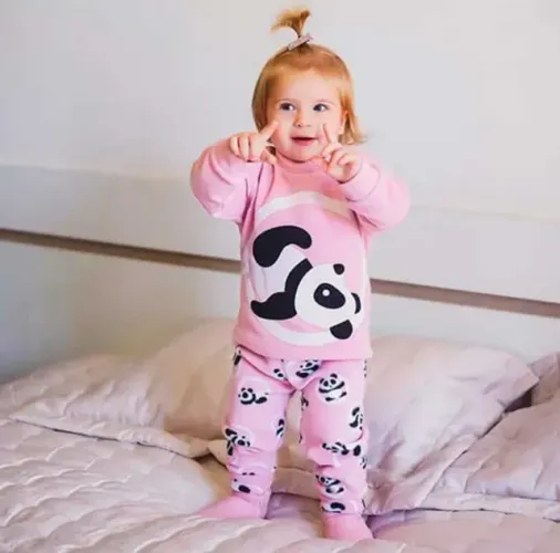 Pijama Soft Dedeka Menina Brilha No Escuro (NUMERAÇÃO 01)