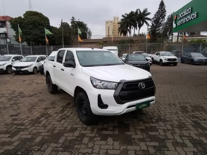 Toyota Hilux CD 4X4 2.8 Diesel Mec. 2024
