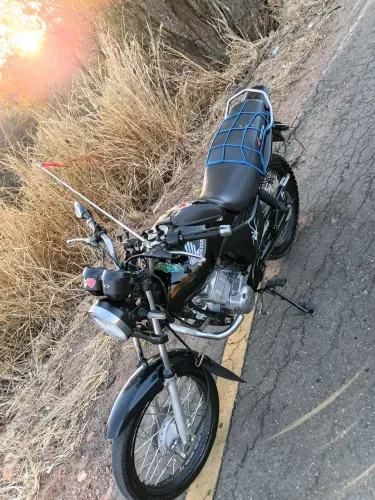 Vende-se 125 endias nada pra fazer so pega e anda....