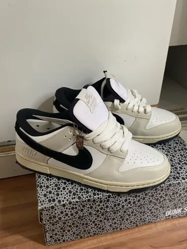 Nike dunk branco e preto 