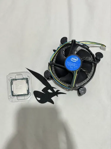 Processador Intel Core i3-9100F com cooler oficial