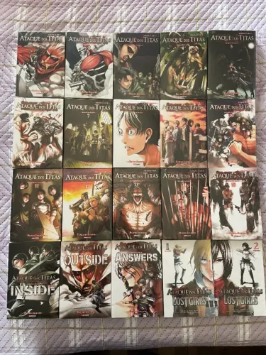 Mangá Ataque dos Titãs - Edição 2 em 1 - Vol. 01 a 15 + 3 Databooks + Lost Girls 01e 02