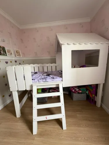cama casinha elevada: o sonho de toda criança!