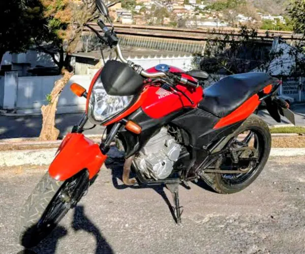 Vendo cb 300 2011 oportunidade 