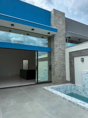 Linda Casa Térrea à venda no Jardim Universitário