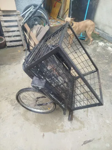 Carretinha pra bike ou moto