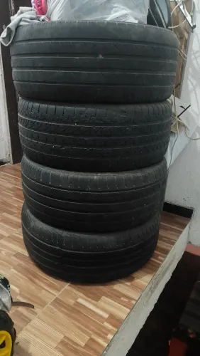 Pneus 225/50R17