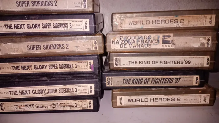 Cartuchos de NEO GEO MVS.