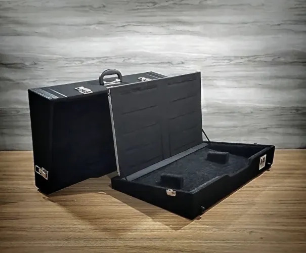 CASEBOARD