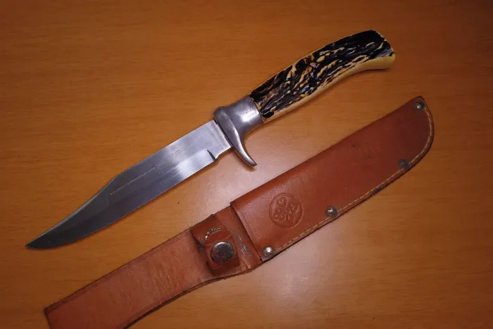 Faca Mundial linha samurai  Cabo Trabalhado (Estilo Chifre) -