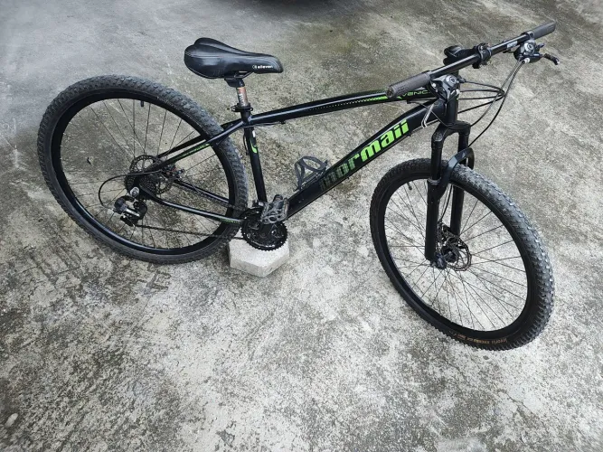 Bike aro 29 freio a disco suspensão 21 velocidades quadro 17 pneus bons