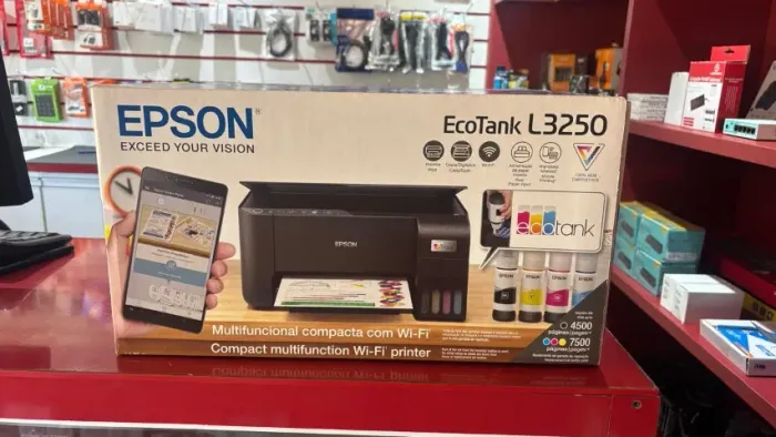 Impressora multifuncional colorida Epson EcoTank L3250. 