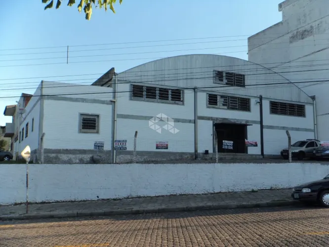 Pavilhão Comercial no Centro de Santa Maria