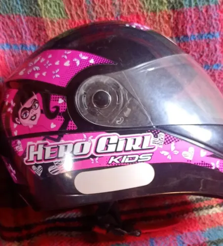 Capacete de criança para menina