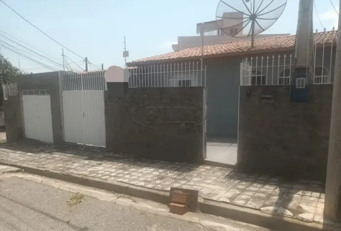Casa Térrea com 2 dormitórios no Jd Simus