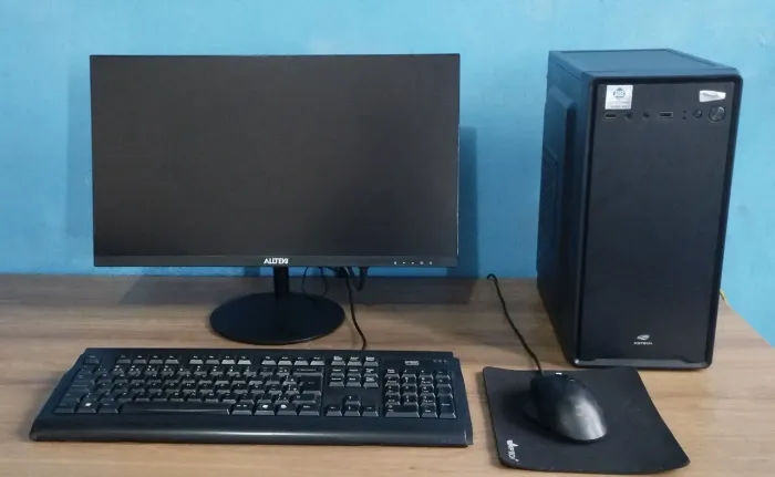 Computador Intel Core i5-4590, 3.30Ghz, 16GB de memória, SSD 224GB (SEMINOVO)<br>