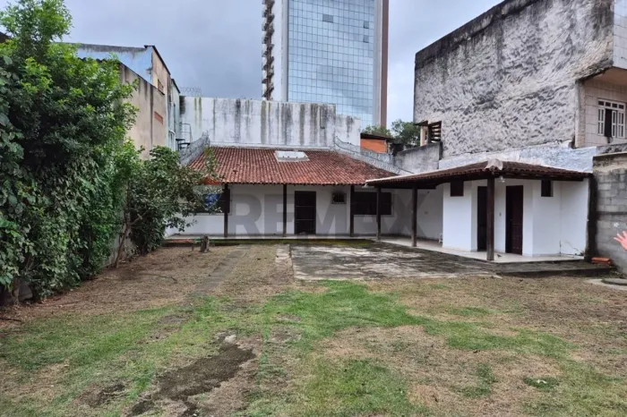 Área comercial para locação no centro de Santa Lúcia - Vitória ES