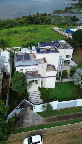 Casa para venda possui 644 metros quadrados com 6 quartos em Alberto Soares - Altamira - P