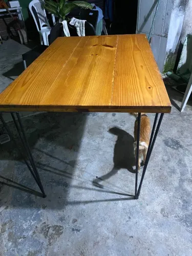 Mesa de jantar retangular 
