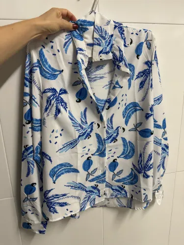 Vendo blusa nova, nunca usada.