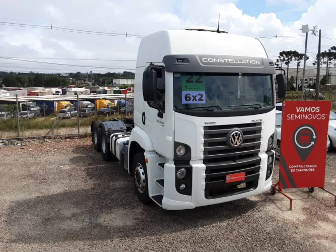 Volkswagen 25.420 Constellation 6x2 2p (Diesel)(E5) 2021/2022 Vamos Seminovos Curitiba