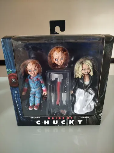 Chuck e noiva Tiffany Neca Lacrado