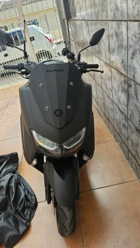 NMax 2022 12k rodado apenas nova