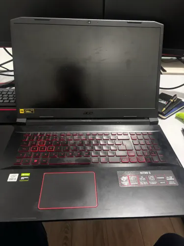Vendo nitro 5 para retiradas de peças - leia a descrição
