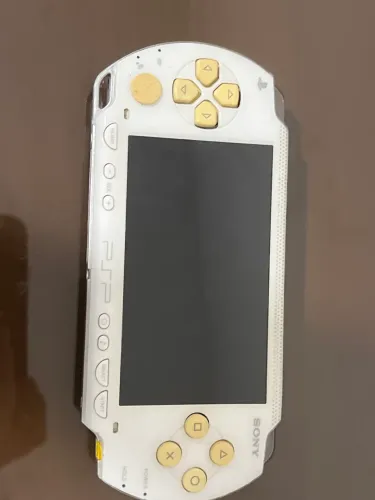 PSP 1000 desbloqueado branco com defeito de backlight