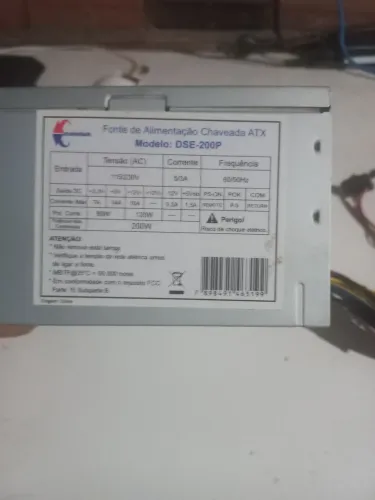 Fonte de 200w ideal para computadores de entrada