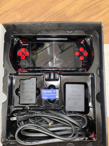 PSP 3001 Edição God Of War (Edição Limitada)