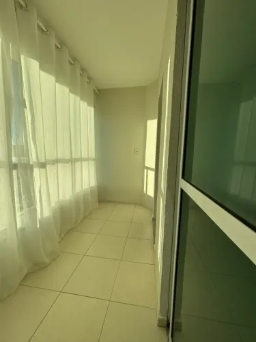 Imóvel para aluguel possui 51 metros quadrados com 2 quartos