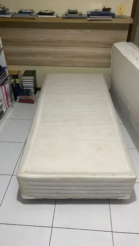 Cama pra sair logo! 
