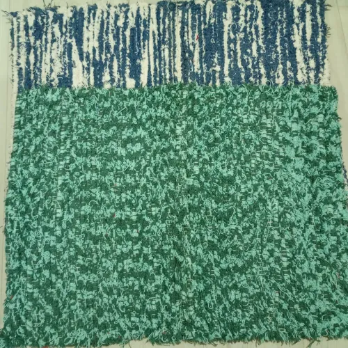 2 tapetes de 70x50 verde e azul