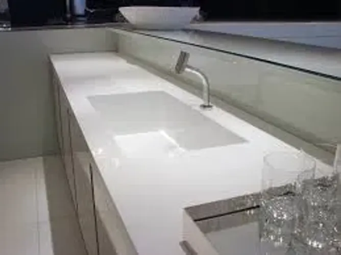 Surreal mármore e granito cozinha e banheiro bancada