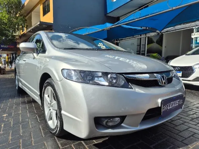 Honda Civic Sedan LXS 1.8/1.8 Flex 16V Aut. 4P 2010