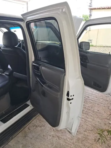 Ford Ranger XL 3.0 PSE 163cv 4X2 CD TB Diesel 2005
