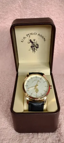 Relógio importado Polo