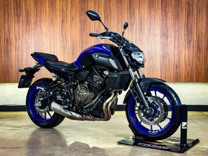 YAMAHA MT07 ABS 2023