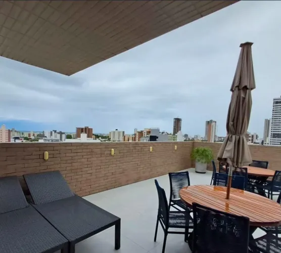 APARTAMENTO MOBILIADO COM 37m2 À 450m DO MAR DO BESSA.