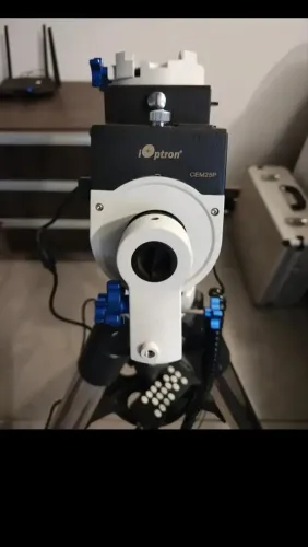MONTAGEM TELESCÓPICA iOptron CEM25p 