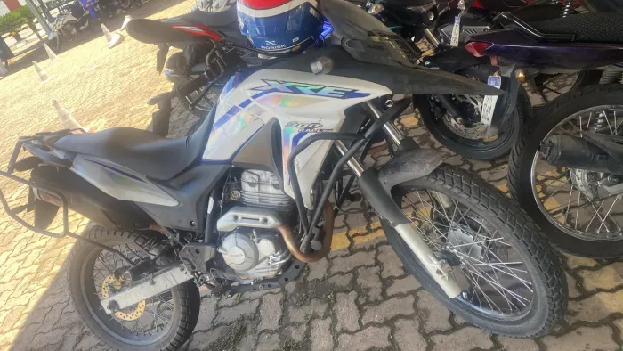 XRE 300 RALLY ABS CAPITÃO AMERICA