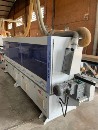 Coladeira de bordos Homag modelo KDF 650 Brandt com coleiro PUR