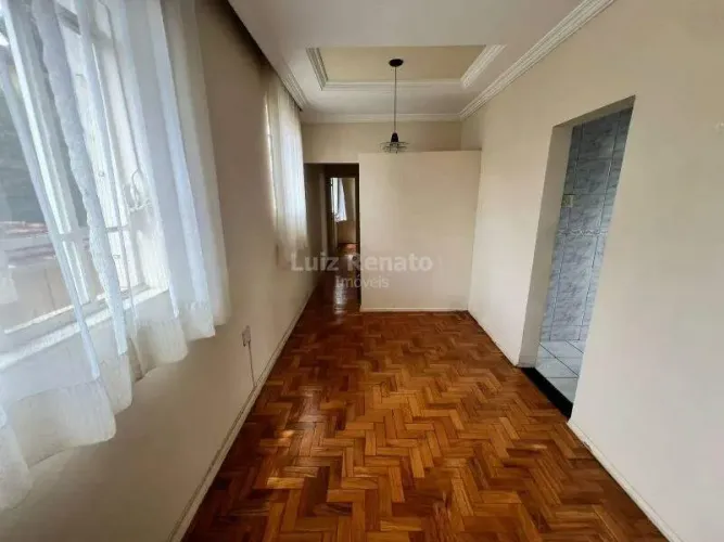 Apartamento à venda no bairro Floresta