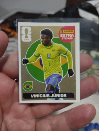 Vende-se figurinhas legend 2026 Vinícius Jr Ouro