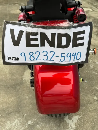 Scooter elétrica 1000w muito nova + triciclo drifit elétrico. 350 w