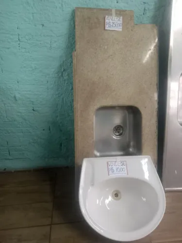 VENDE SE 2 PIAS